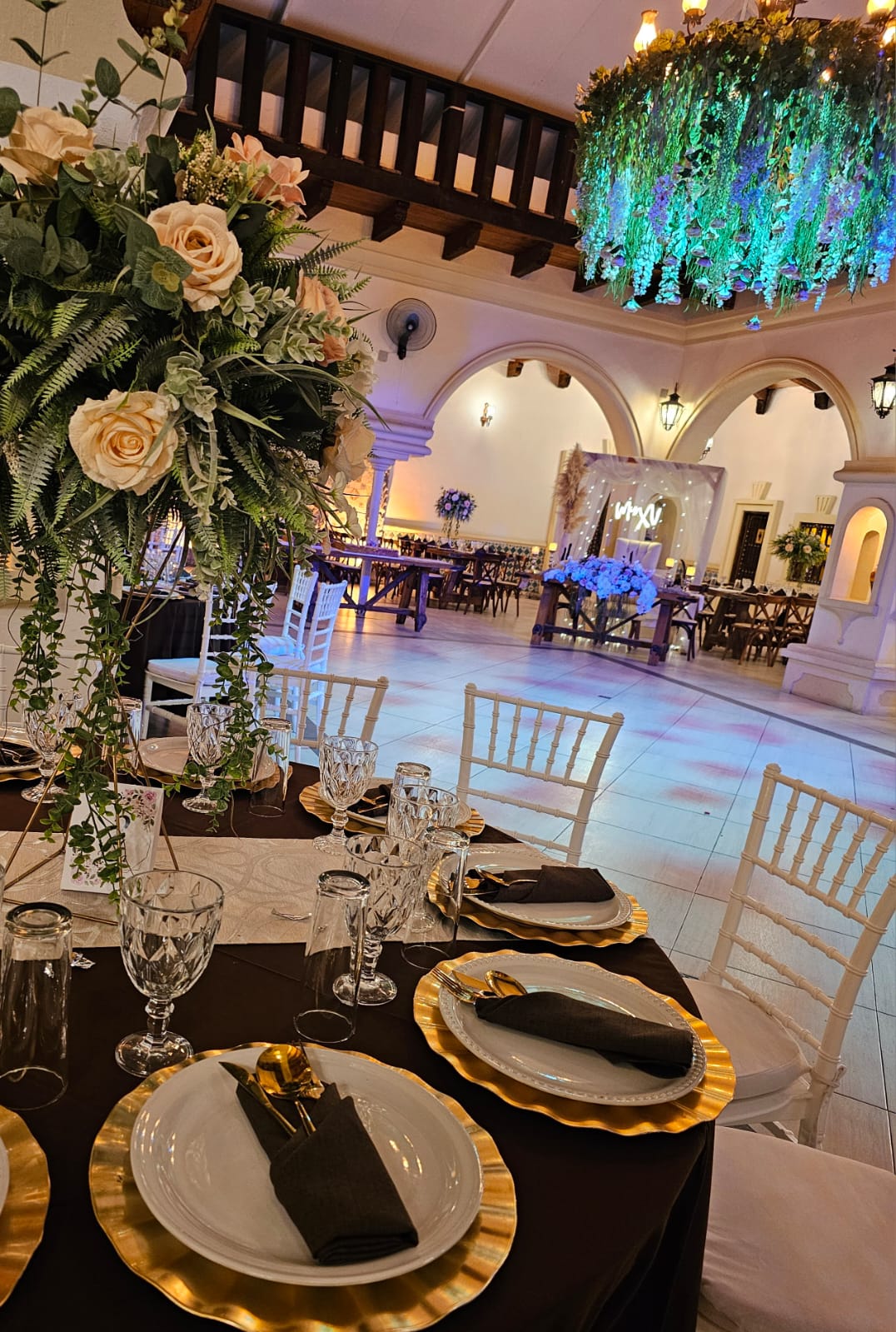 Mesas con decoración